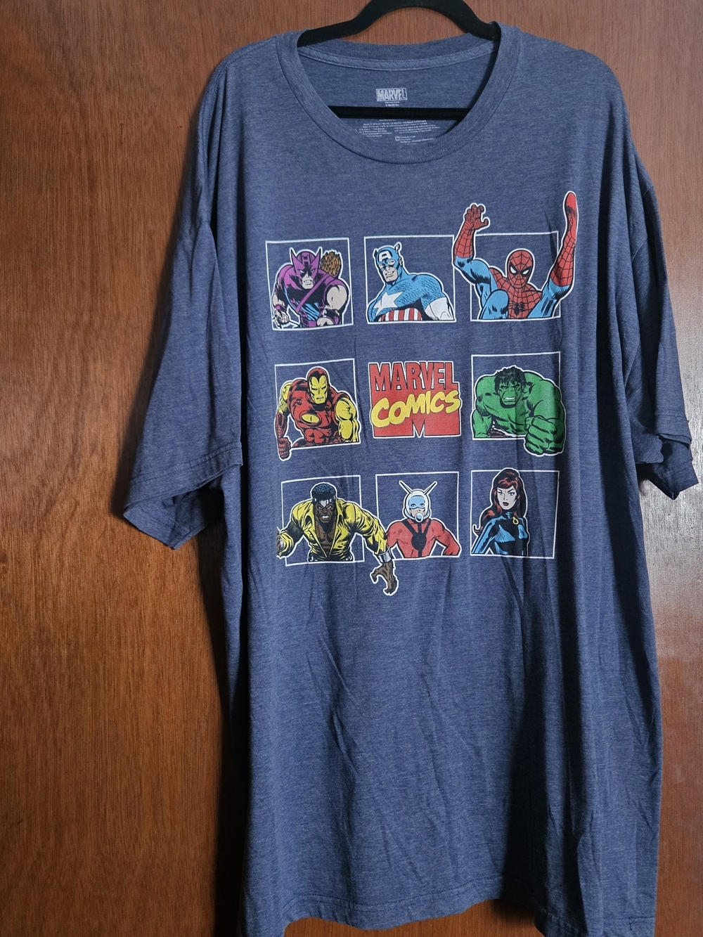 Marvel Men's Navy Blue Graphic Short-Sleeve Tee